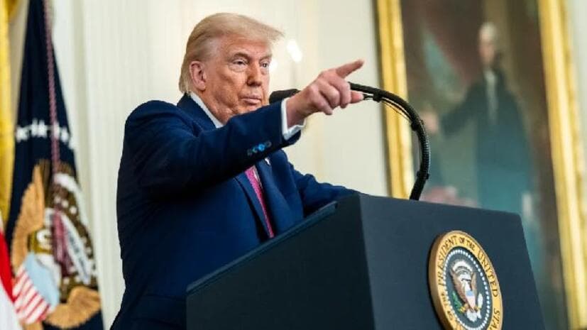 presiden-trump-kembali-perpanjang-masa-gencatan-senjata as-iran.jpg