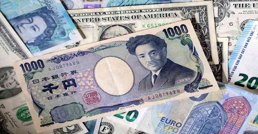dolar-dan-euro-bergerak-sideways-yen-menguat-jelang-pertemuan-the-fed-rcb.jpg