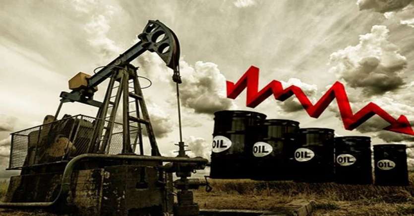 Harga Minyak Anjlok 2,7% Akibat Surplus Pasokan dan Risiko Geopolitik Mereda
